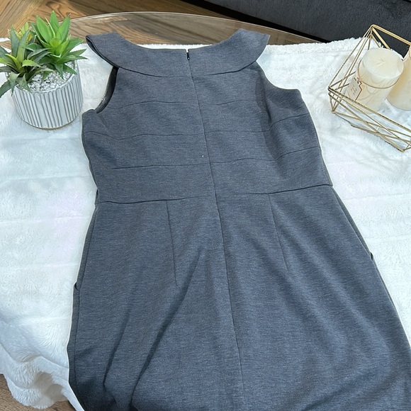 Dark grey dress with pockets - Picture 3 of 3